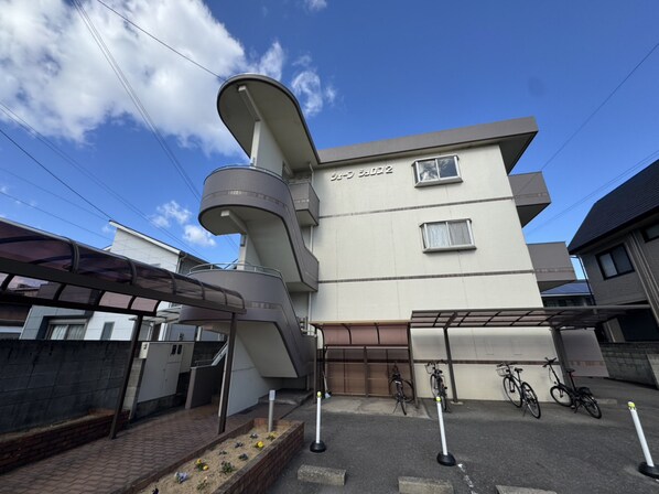 シェーンシュロス2の物件外観写真